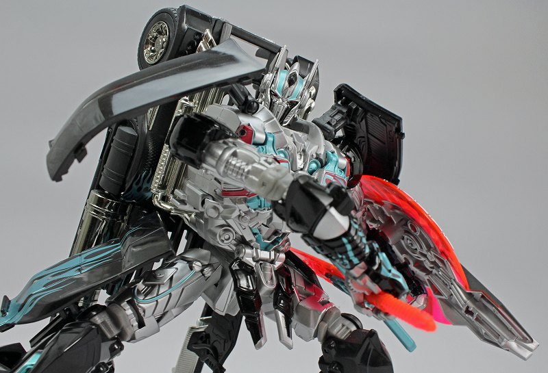 ADEX_BLACKKNIGHT_OPTIMUSPRIME_
